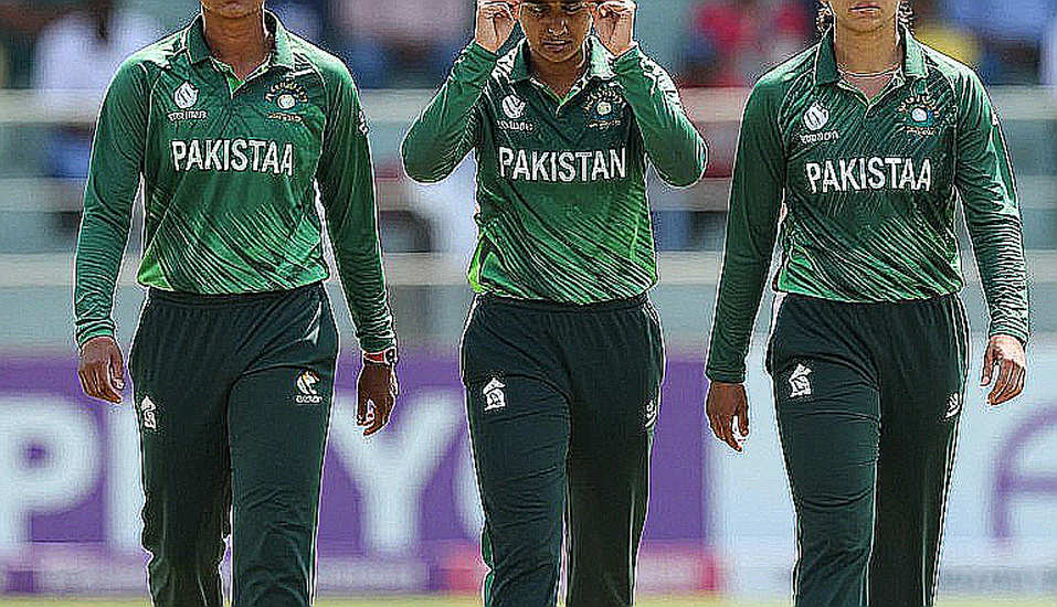 Watch the Second Beat This Winter: Money, Role Maps and Invisible Labour in Asian Cricket