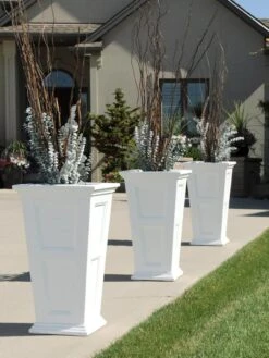 Fairfield Self-Watering Tall Patio Planters, 28” -Garden Supply Store 39 342 106V tif