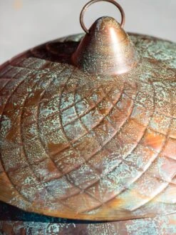 Acorn Hose Pot -Garden Supply Store 3 4 crop 8613361 0045