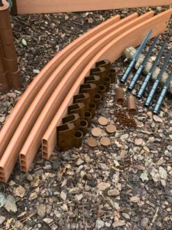 Curved Composite Landscape Edging Kit With 1" Boards 11 Curved Composite Landscape Edging Kit With 1" Boards -Garden Supply Store 8599404 05V tif