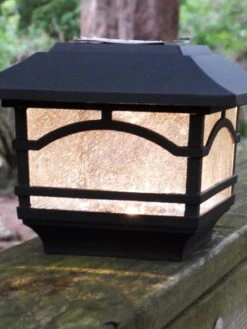 Solar Post Cap Railing Light 2-Pack -Garden Supply Store 8608699 02V tif