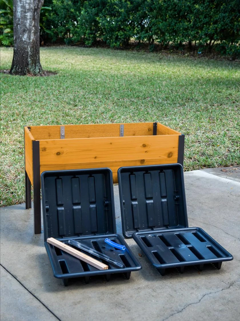 Self-Watering Insert For 2’ X 4’ Planter 2 Self-Watering Insert For 2’ X 4’ Planter - Image 2