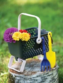 Calipso 3-in-1 Kids Gardening Self-Watering Planter Kit -Garden Supply Store 8609217 0348 tif