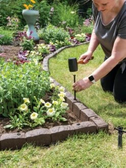 Roman Stone Recycled Rubber Landscape Edging, 4' 7 Roman Stone Recycled Rubber Landscape Edging, 4' -Garden Supply Store 8609898 019 tif