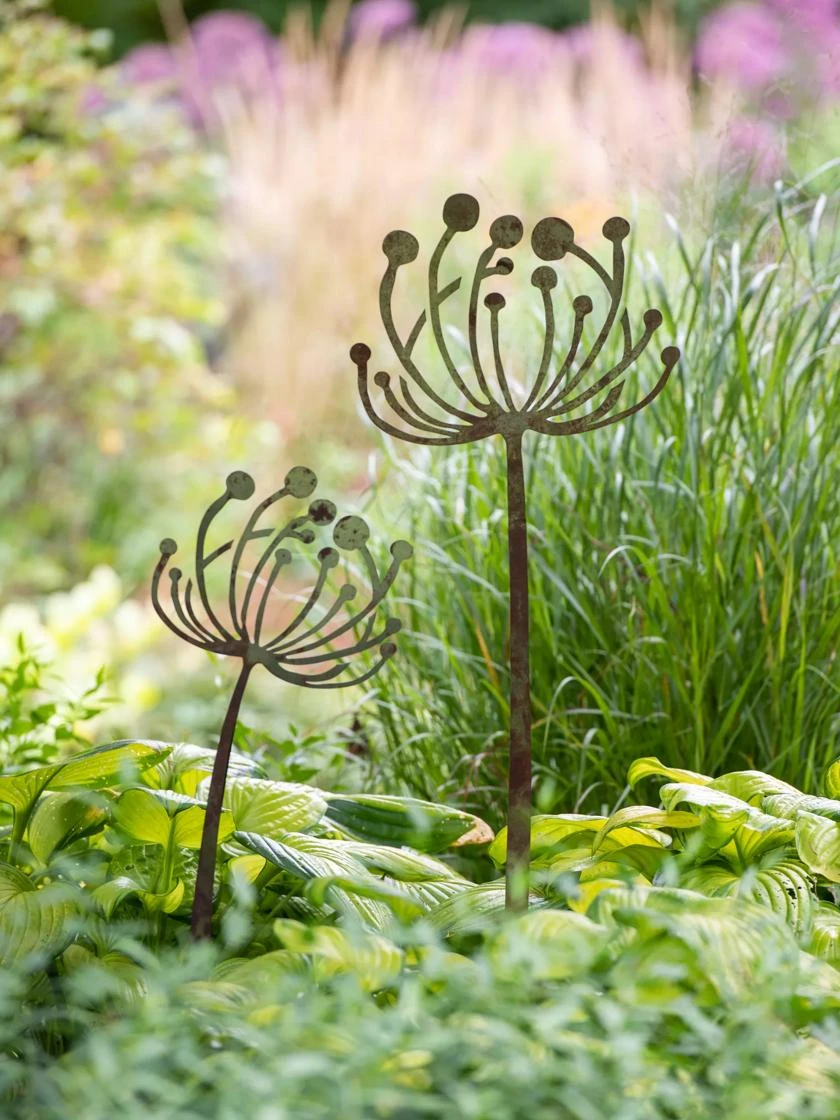 Queen Anne's Lace Garden Stake Set Of 2 1 Queen Anne's Lace Garden Stake Set Of 2