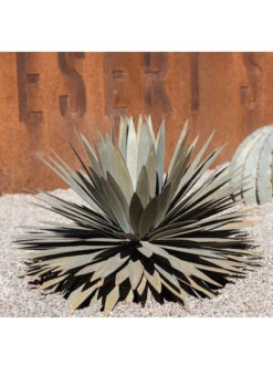 Desert Steel Yucca Plant Sculpture -Garden Supply Store 8610744 02v