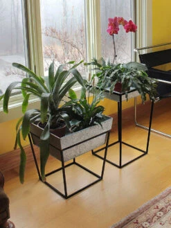 Achla Designs Arne Plant Stand -Garden Supply Store 8612899 02v